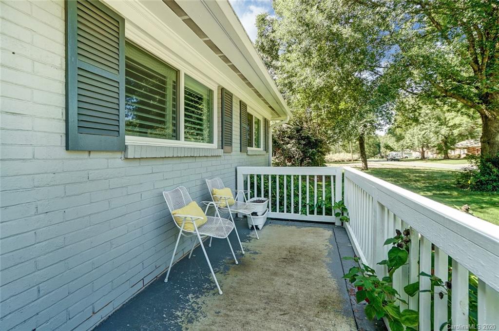 5333 Farmbrook Drive Charlotte, NC 28210 - Photo 6 of 47