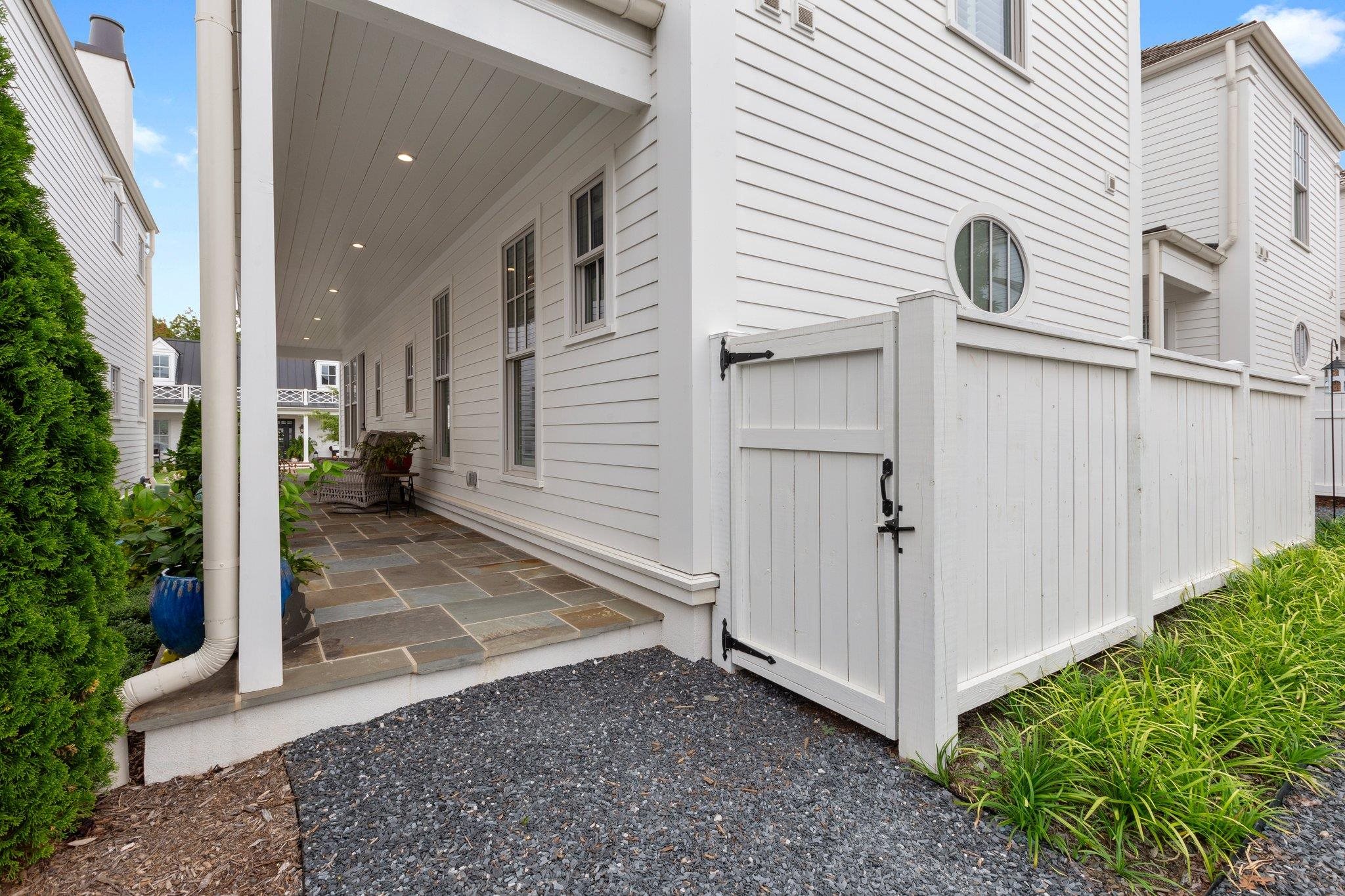 205 Bowman Road Greenville, SC 29615 - Photo 6 of 39