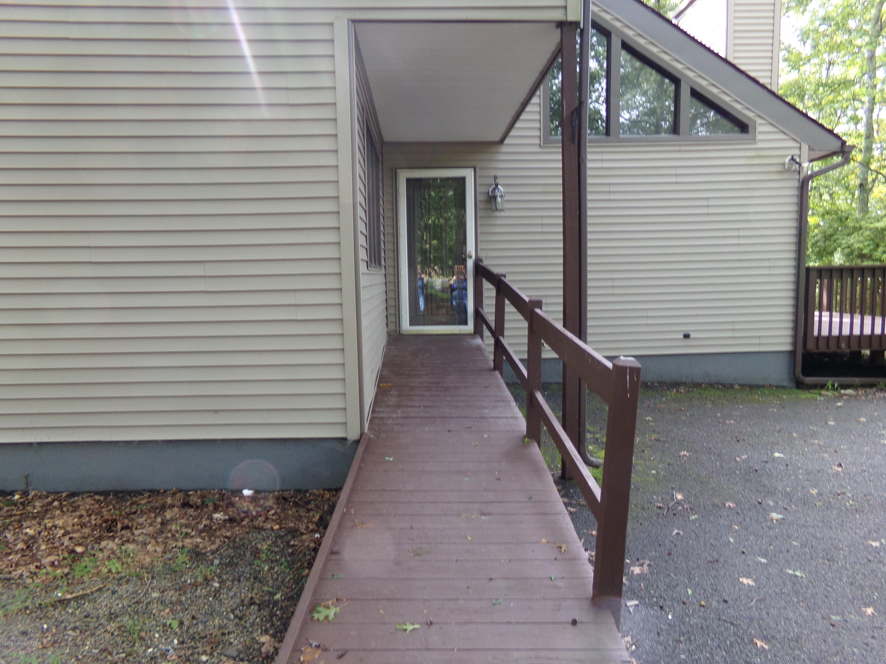 106 Cambridge Court Bushkill, PA 18324 - Photo 9 of 20 9-Ramp