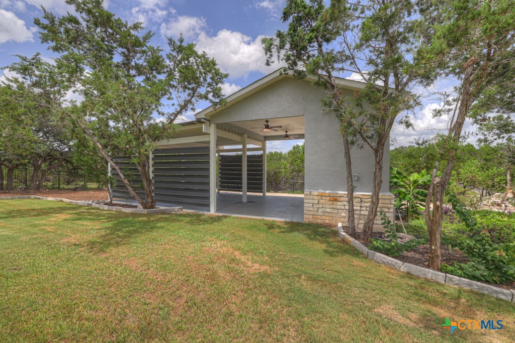 2194 Ranch Loop Drive New Braunfels, TX 78132 - Photo 43 of 48 a house with trees in the background