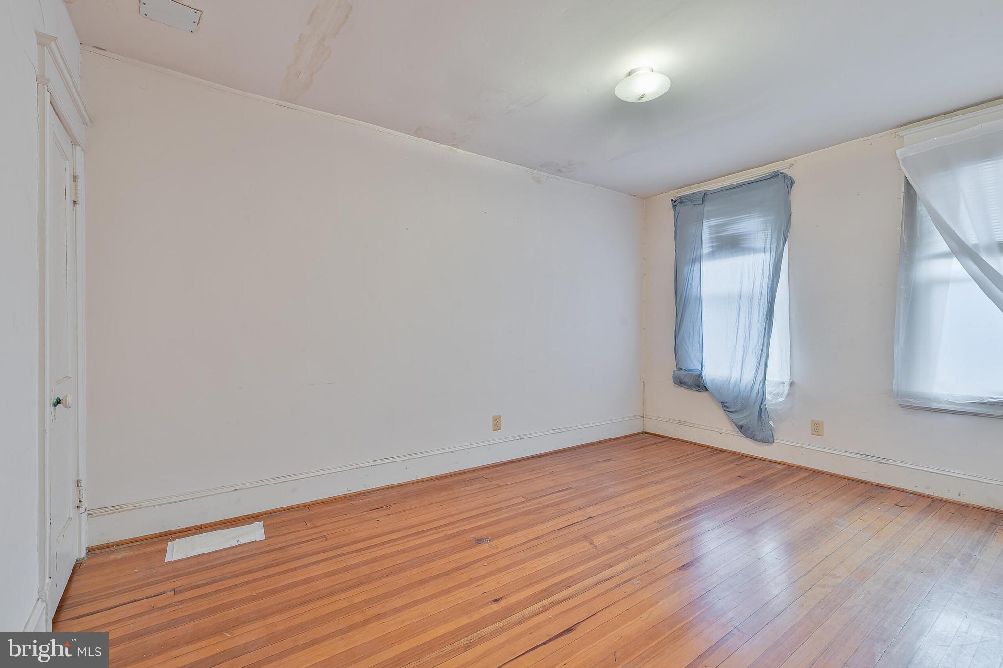 1303 Kennedy Street Northwest Washington, DC 20011 - Photo 20 of 25