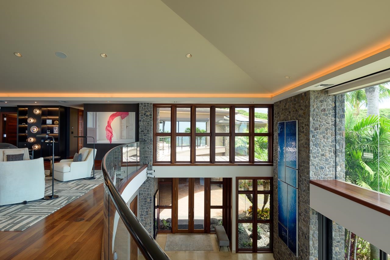 4809 Lower Honoapiilani Road Lahaina, HI 96761 - Photo 17 of 49 a view of living room with furniture and window