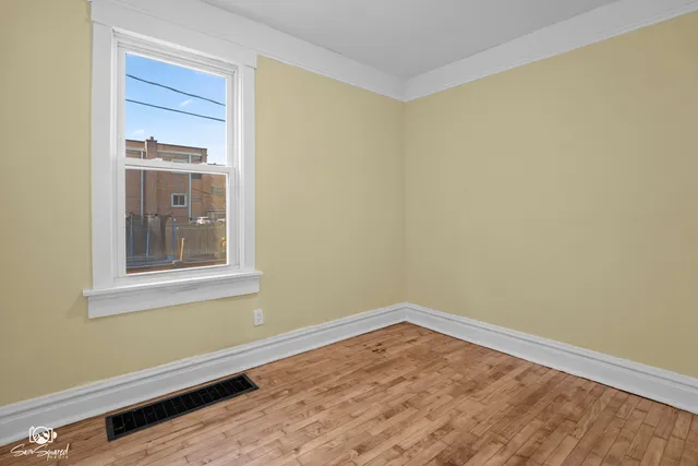 $2,150 | 7236 West 63rd Place, Unit A, Summit, IL 60501