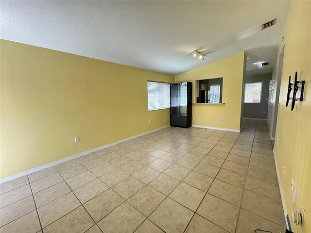 $2,350 | 7921 Northwest 6th Street, Unit 201, Pembroke Pines, FL 33024