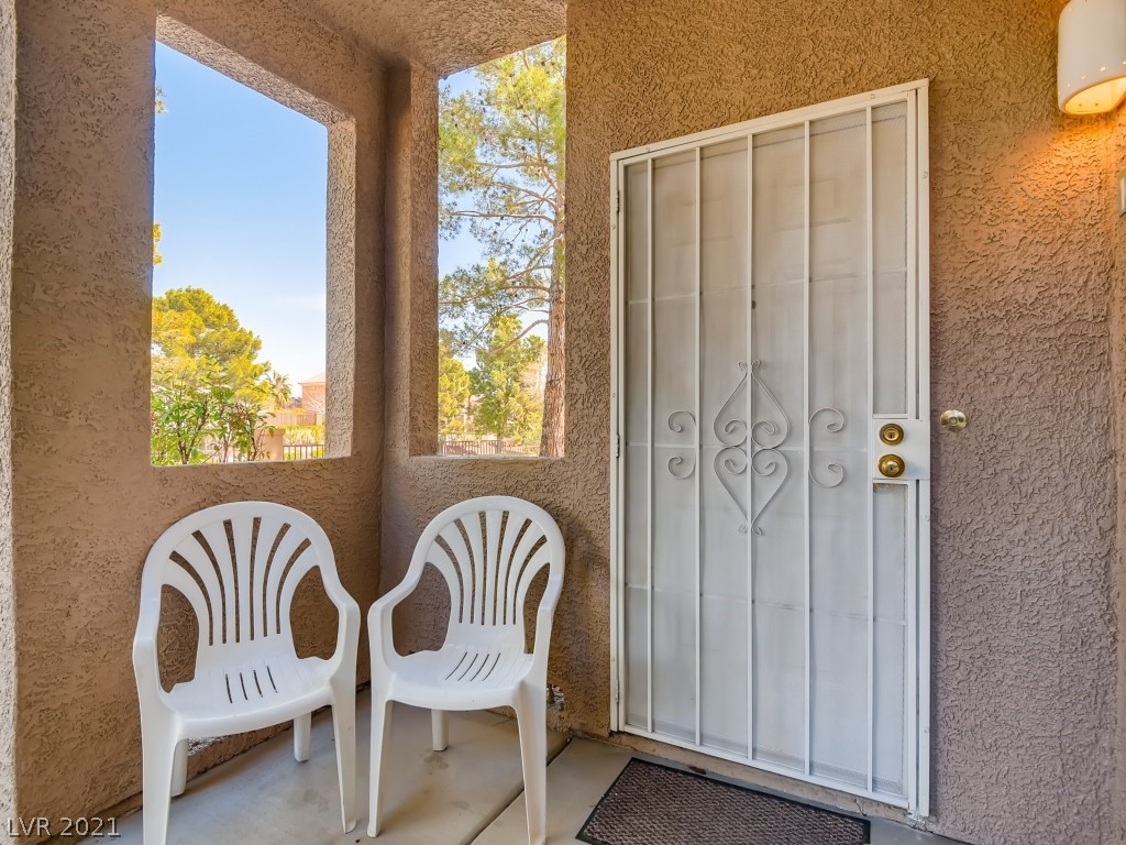 2000 Turquoise Ridge Street, Unit 103 Las Vegas, NV 89117 - Photo 4 of 28