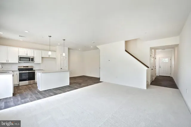 $327,100 | 7857 Briarwood Drive, Harrisburg, PA 17112