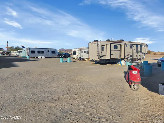 $965,000 | 1230 West Main Street, Quartzsite, AZ 85346