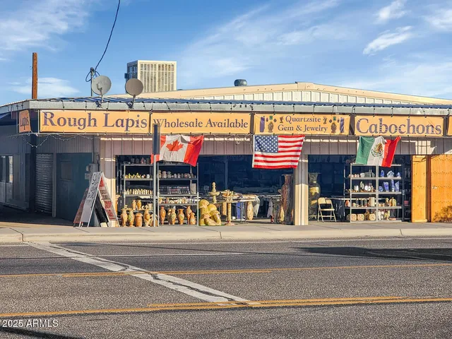 $965,000 | 1230 West Main Street, Quartzsite, AZ 85346