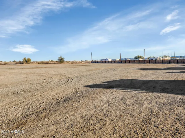 $965,000 | 1230 West Main Street, Quartzsite, AZ 85346