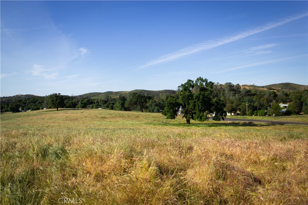 5015 Macready Way Mariposa, CA 95338 - Photo 20 of 47