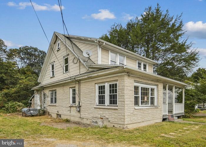 609 Main Road Hunlock Creek, PA 18621 - Photo 3 of 20