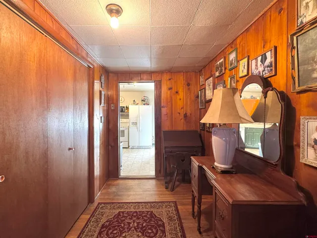 a room with lots of furniture and windows