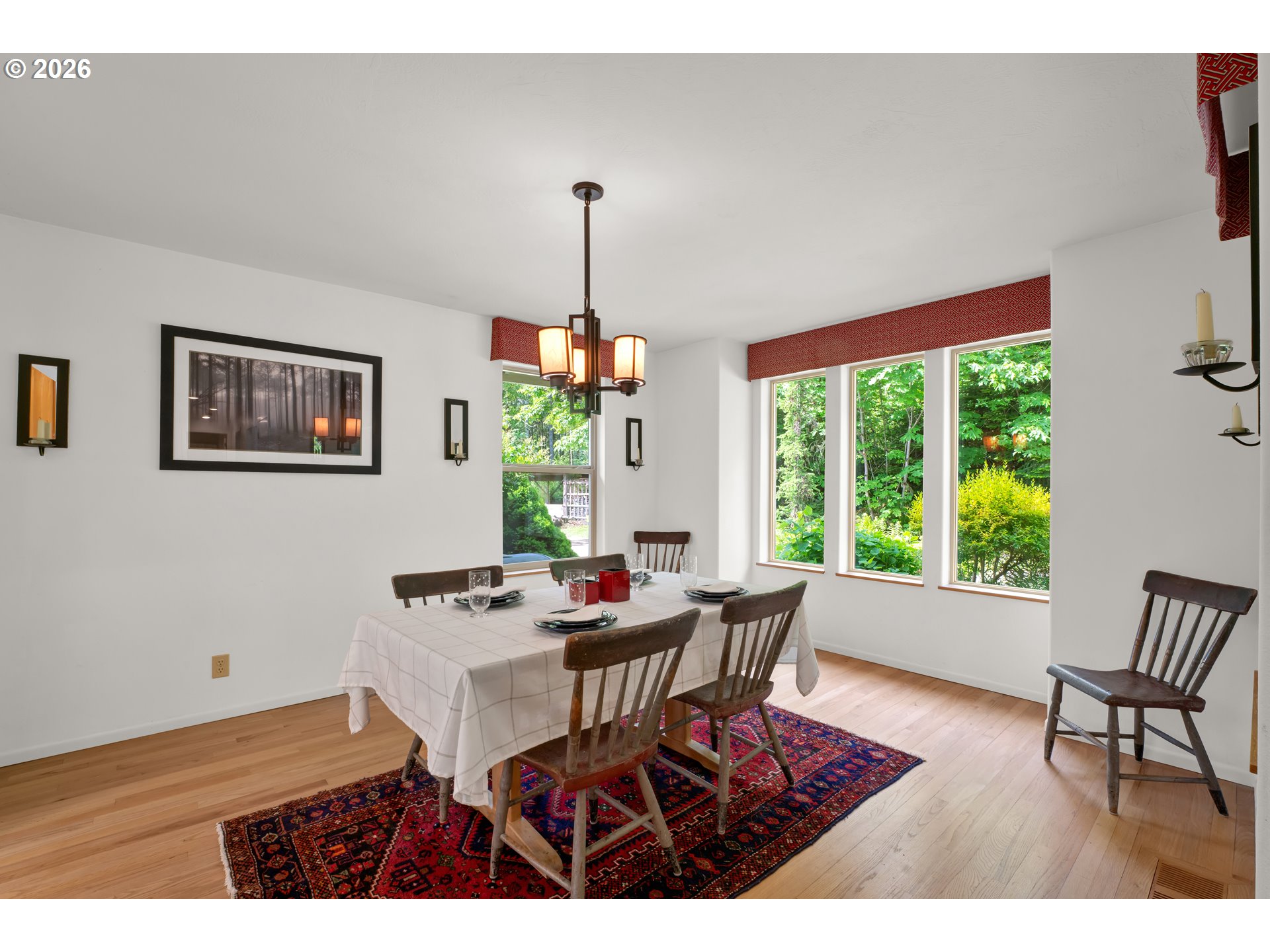 31338 Fox Hollow Road Eugene, OR 97405 - Photo 14 of 48 Dining Room