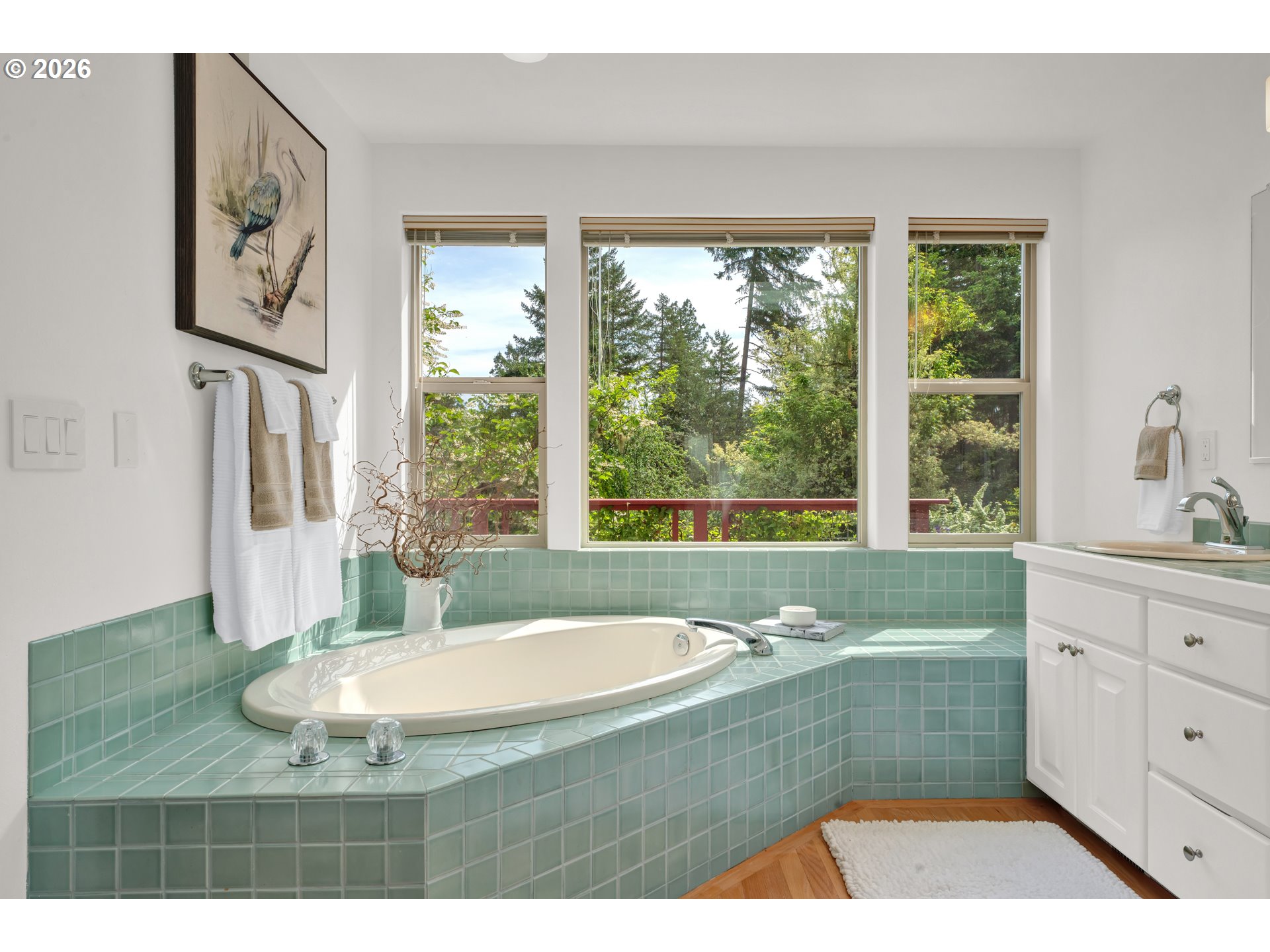 31338 Fox Hollow Road Eugene, OR 97405 - Photo 16 of 48 Bathroom, Attached