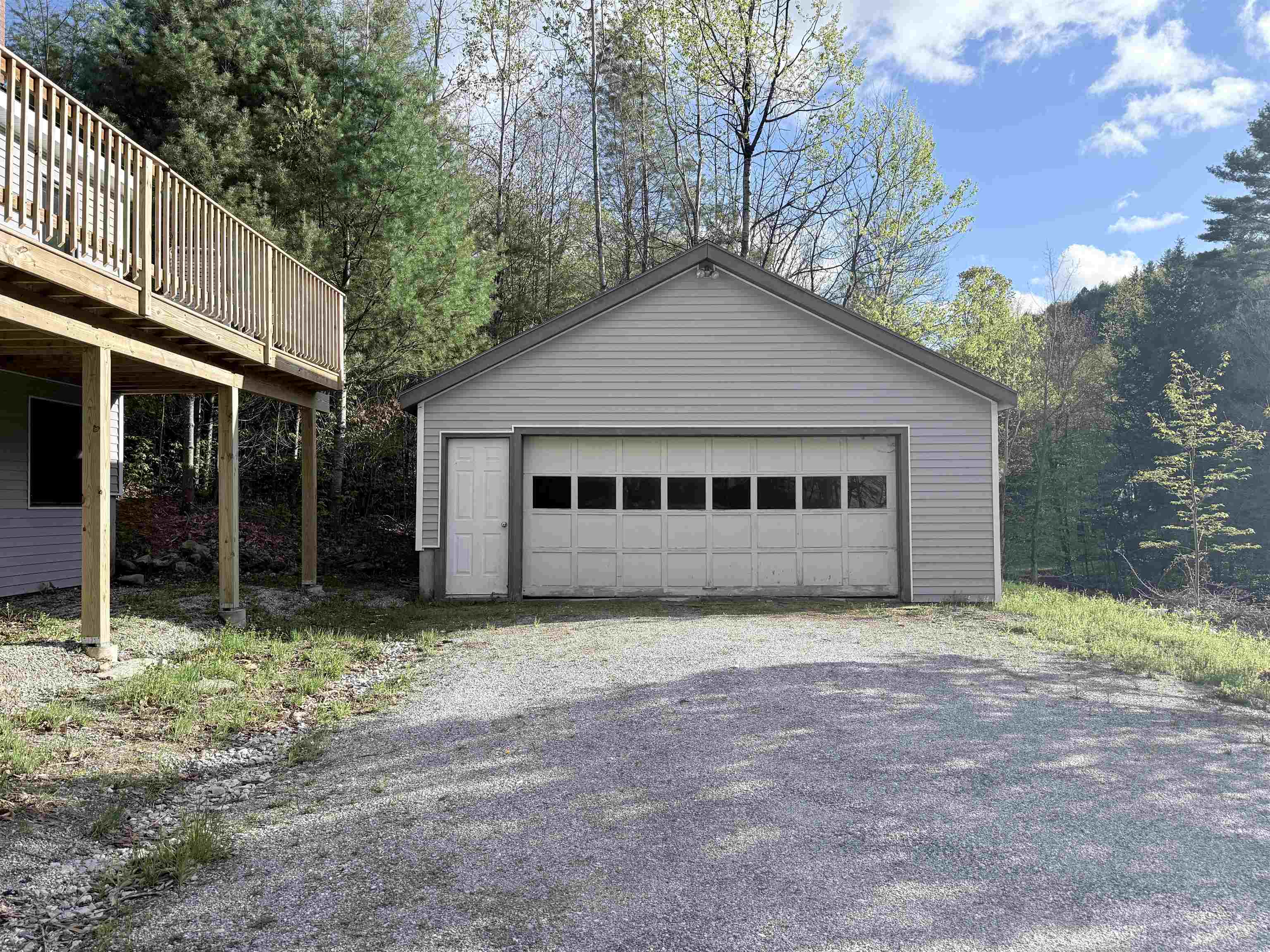 32 Plumley Avenue Ludlow, VT 05149 - Photo 2 of 31