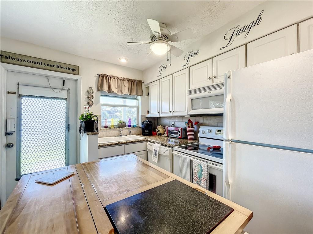 701 South Riverside Drive, Unit 103 Pompano Beach, FL 33062 - Photo 8 of 24 Photo 8