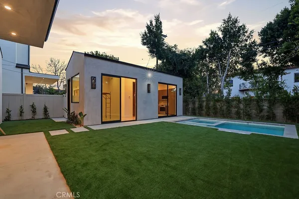$15,999 | 4617 Atoll Avenue, Sherman Oaks, CA 91423