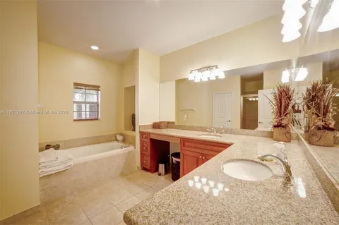 $640,000 | 2916 Hidden Harbour Court, Dania Beach, FL 33312