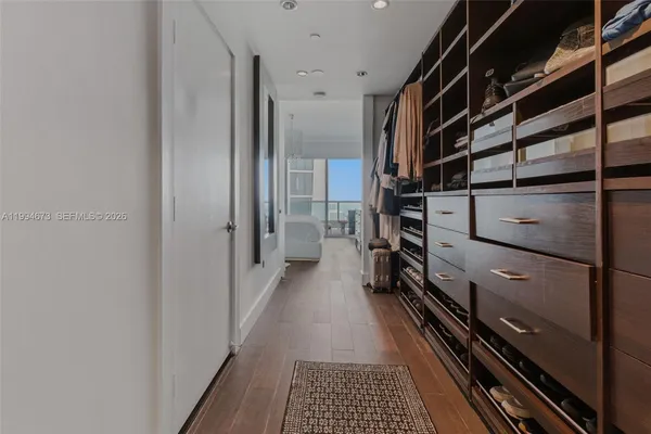 $7,000 | 900 Biscayne Boulevard, Unit 4308, Miami, FL 33132