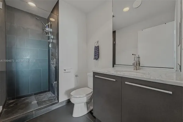 $7,000 | 900 Biscayne Boulevard, Unit 4308, Miami, FL 33132