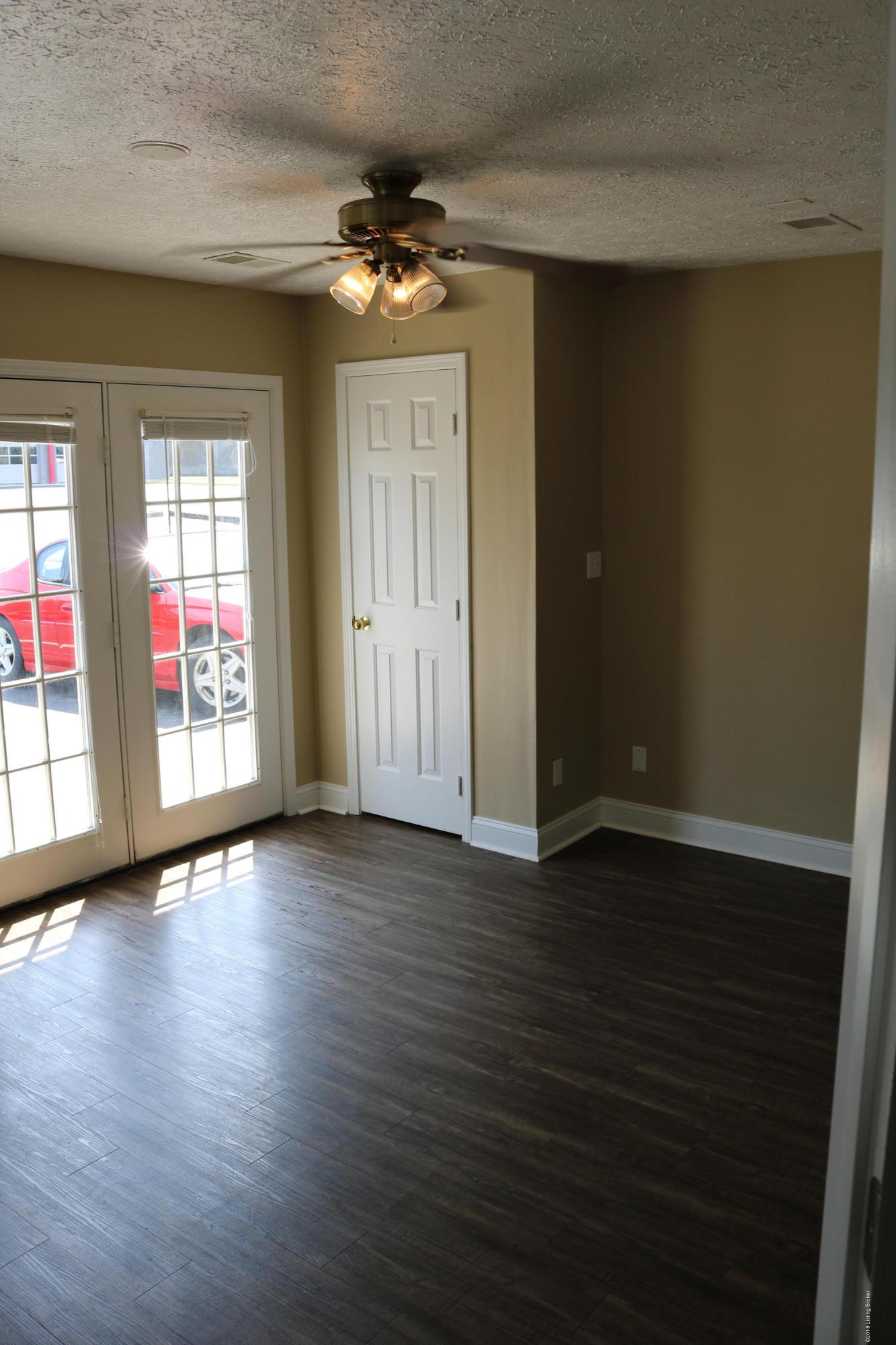 771 North Bardstown Road Mount Washington, KY 40047 - Photo 10 of 20 IMG_1661