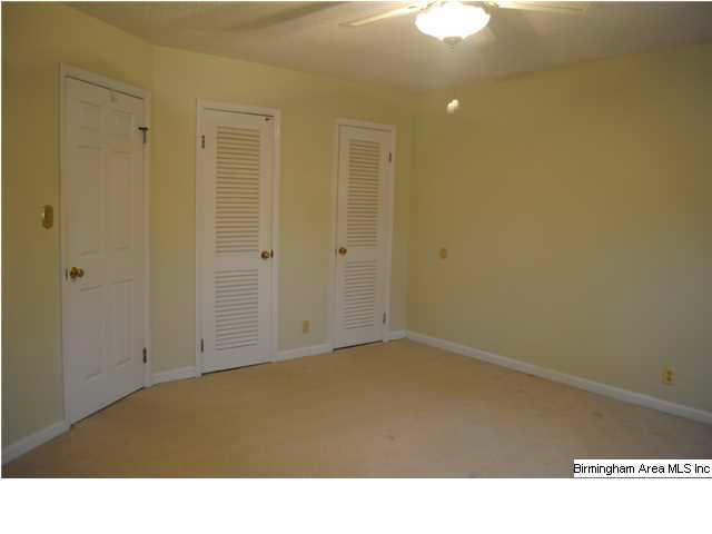 3337 Chartwell Road Hoover, AL 35226 - Photo 14 of 32