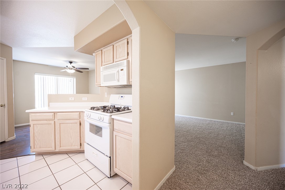 698 South Racetrack Road, Unit 814 Henderson, NV 89015 - Photo 5 of 30