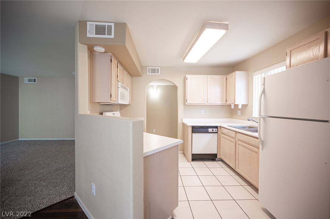 698 South Racetrack Road, Unit 814 Henderson, NV 89015 - Photo 9 of 30