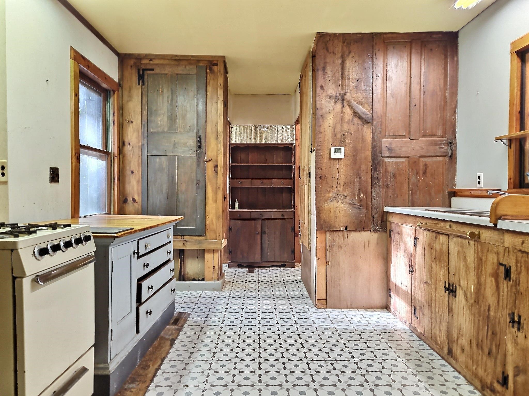 6 South Summer Street Nottingham, NH 03290 - Photo 20 of 59