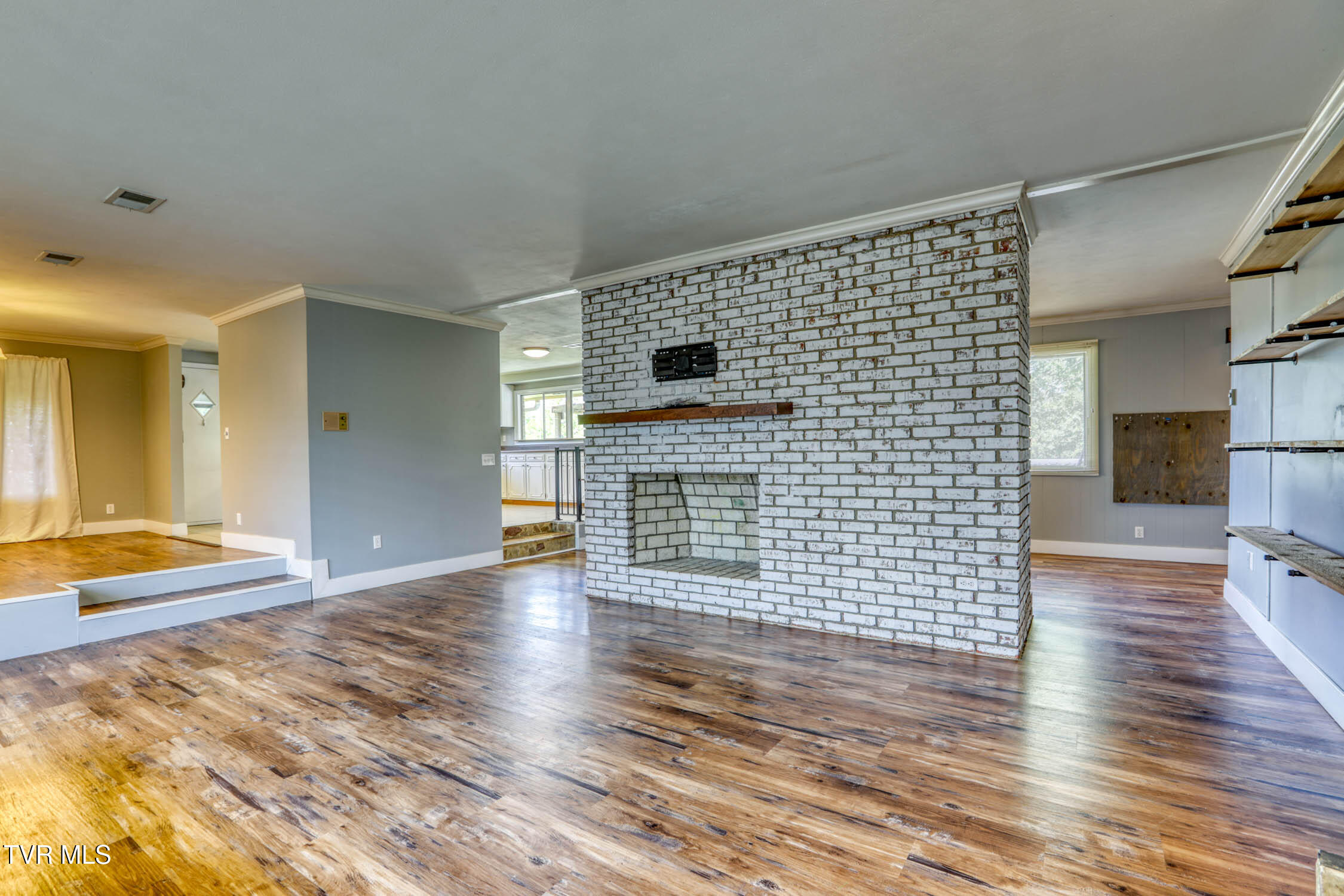 2136 Heatherly Road Kingsport, TN 37660 - Photo 8 of 51 2136 Heatherly. Kpt MLSb (1 of 52)