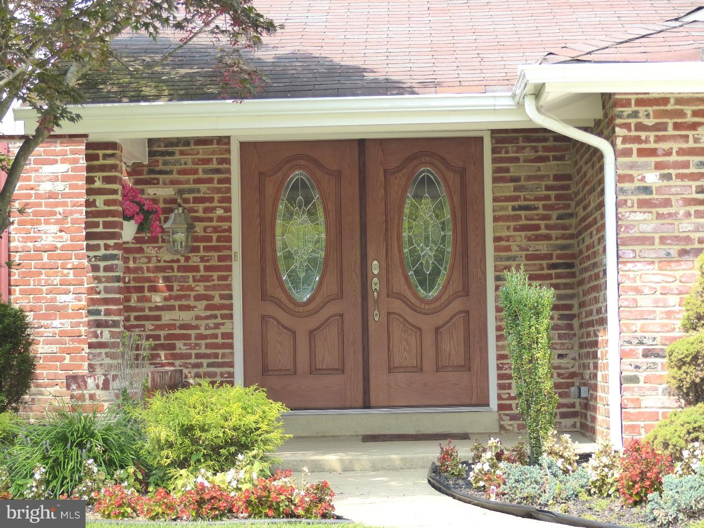 12 Banner Road Cherry Hill, NJ 08003 - Photo 2 of 25 Porch