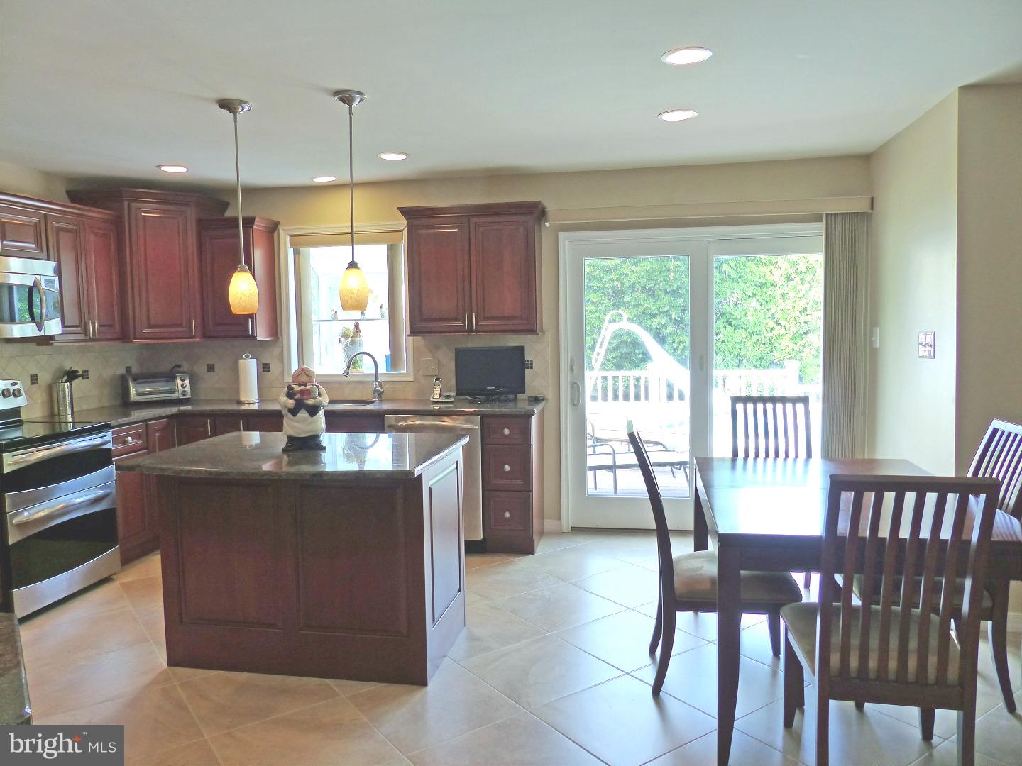 12 Banner Road Cherry Hill, NJ 08003 - Photo 6 of 25 Kitchen