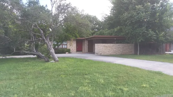 $2,400 | 121 Riviera Drive, Castle Hills, TX 78213