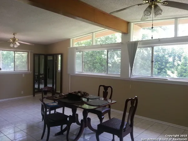 $2,400 | 121 Riviera Drive, Castle Hills, TX 78213