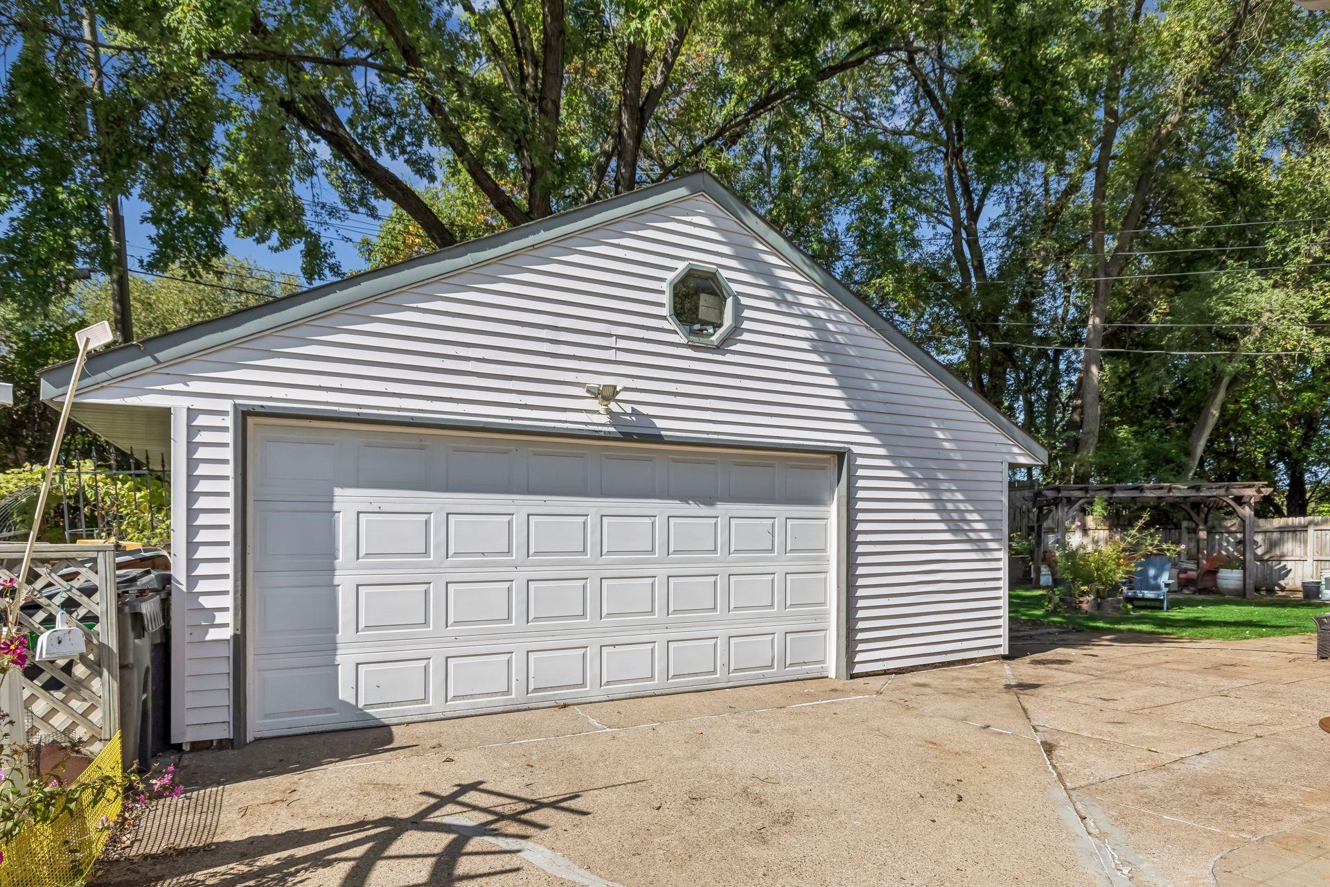 3209 Random Road Eagan, MN 55121 - Photo 36 of 42 Gallery Image 36