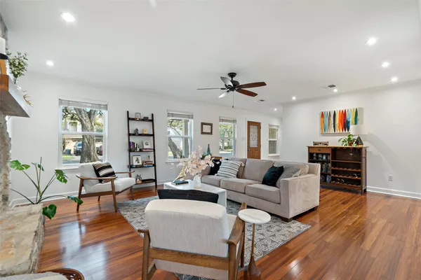 $784,000 | 6523 Heron Drive, Austin, TX 78759