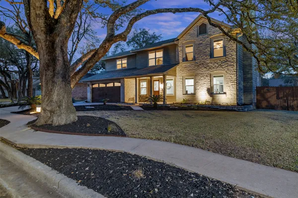 $784,000 | 6523 Heron Drive, Austin, TX 78759