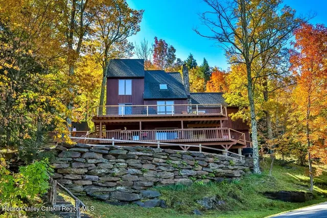 $1,295,000 | 129 Club Road, Windham, NY 12496