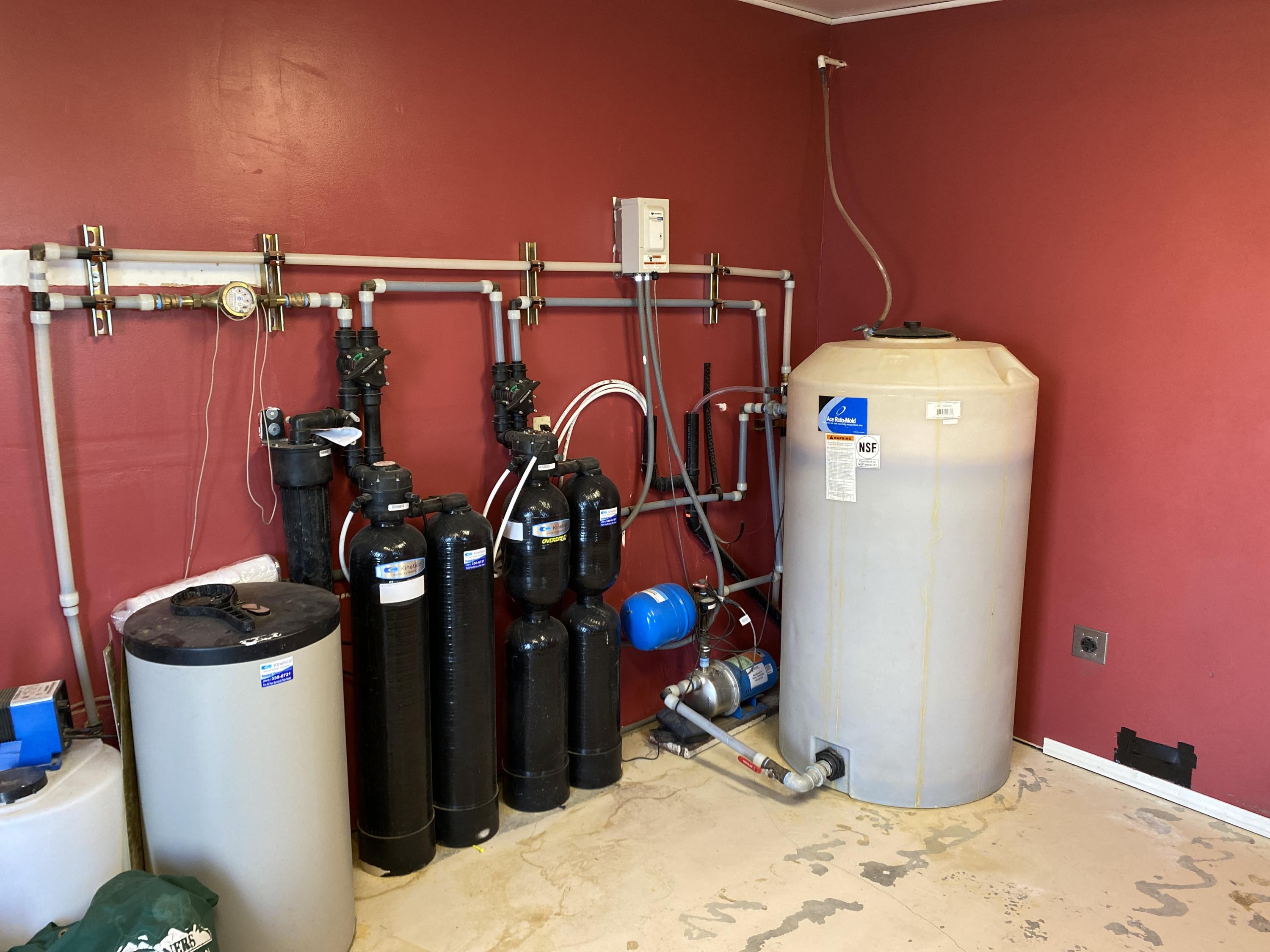 56340 Oil Dri Road Silver Lake, OR 97638 - Photo 24 of 34 State of the art water filter / treatment system