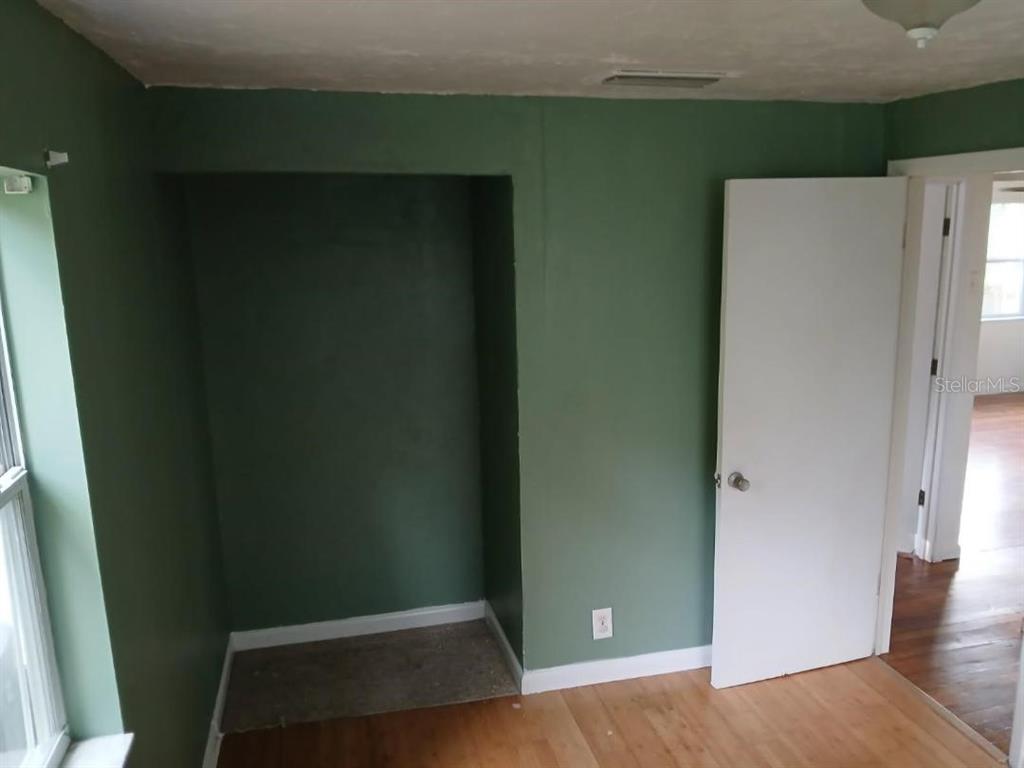 430 Southeast 74 Street Gainesville, FL 32641 - Photo 23 of 25