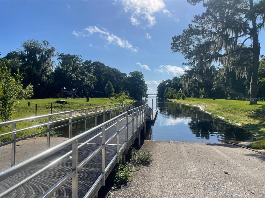 430 Southeast 74 Street Gainesville, FL 32641 - Photo 5 of 25