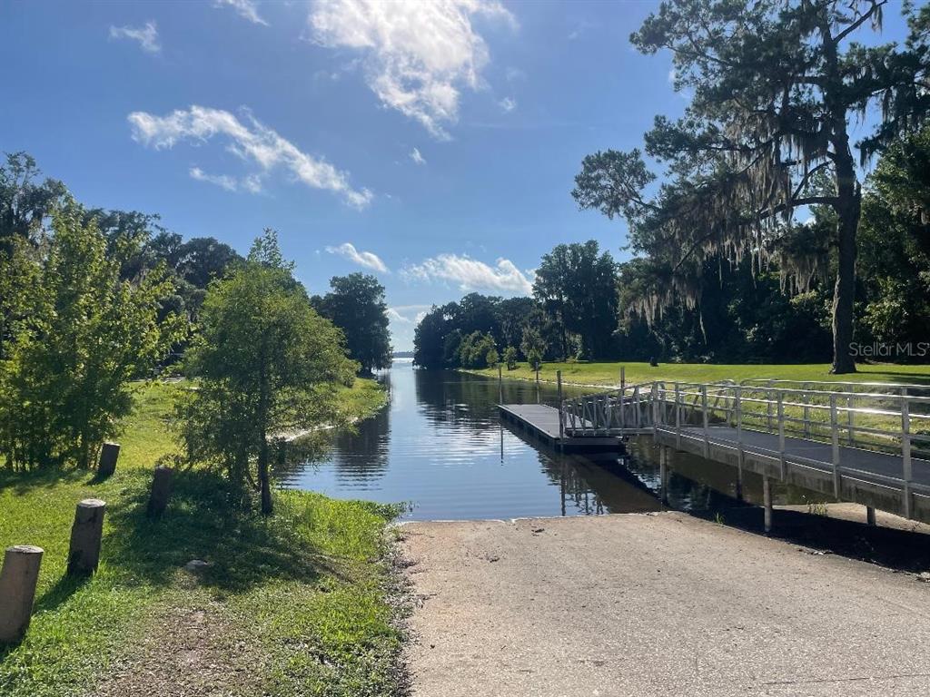 430 Southeast 74 Street Gainesville, FL 32641 - Photo 6 of 25