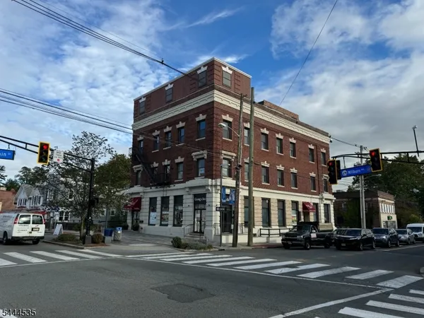 $5,250 | 340 Millburn Avenue, Unit 2A, Millburn, NJ 07041