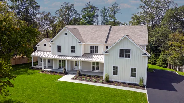 $4,199,000 | 32 Webb Road, Westport, CT 06880