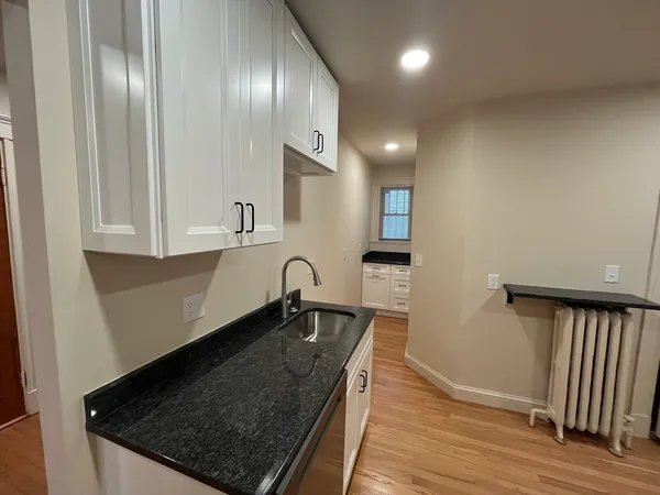 $2,800 | 1542 Commonwealth Avenue, Unit 1, Boston, MA 02135