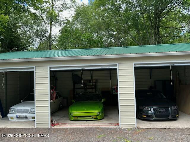 142 Schochs Mill Road Blakeslee, PA 18610 - Photo 30 of 35 3 car garage