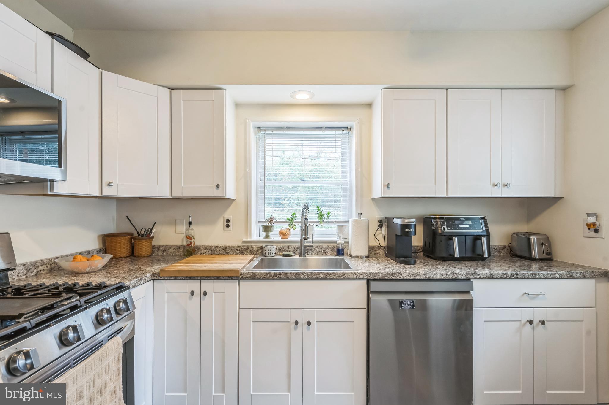 101 River Rd Drive Thorofare, NJ 08086 - Photo 7 of 21 Gallery Image 7