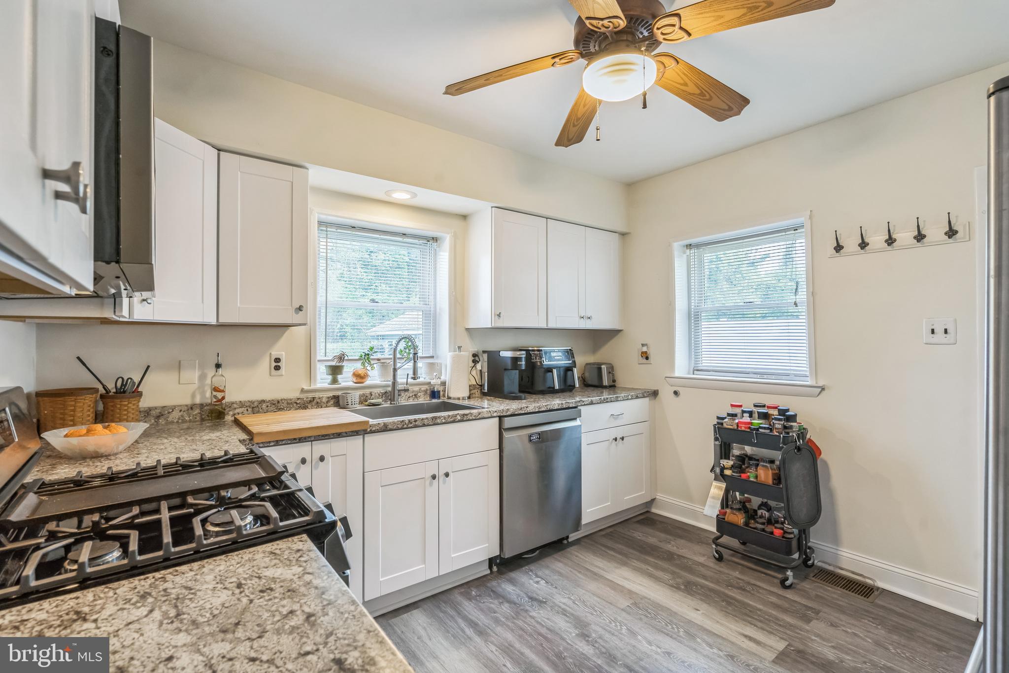 101 River Rd Drive Thorofare, NJ 08086 - Photo 9 of 21 Gallery Image 9
