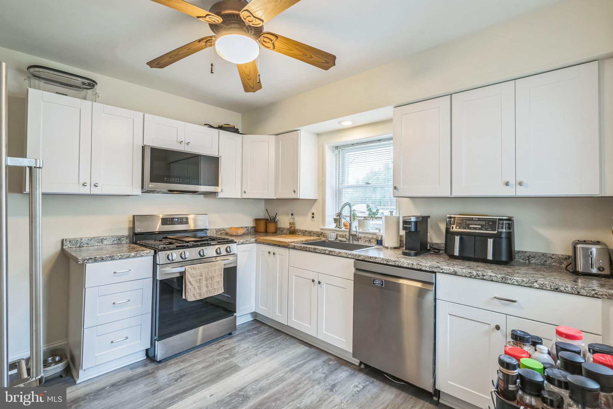 101 River Rd Drive Thorofare, NJ 08086 - Photo 10 of 21 Gallery Image 10