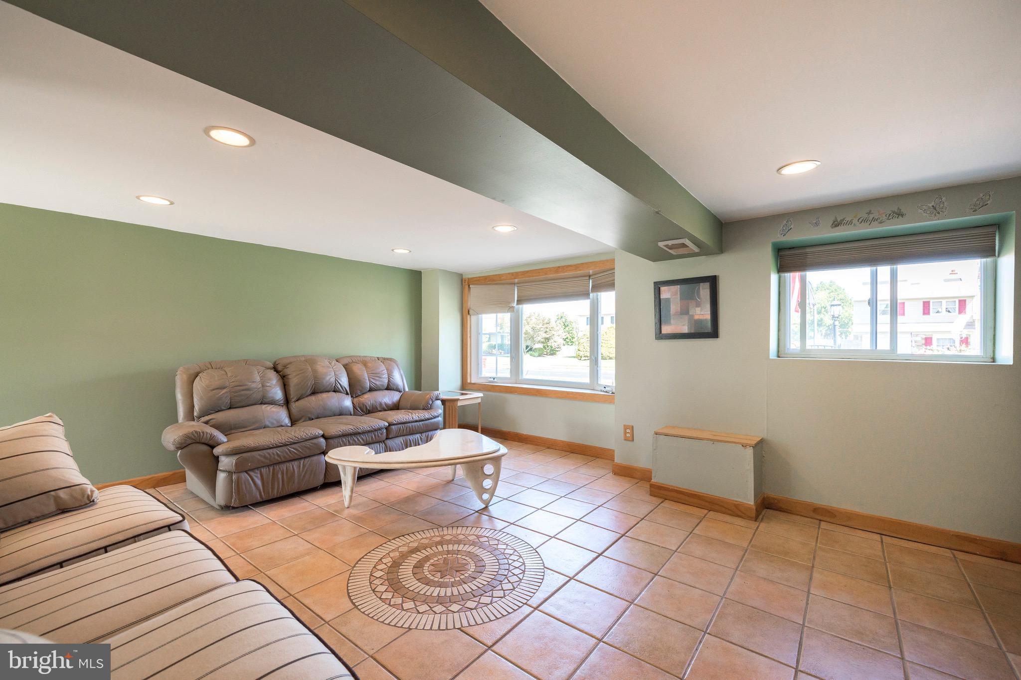 1010 Catalpa Road Warminster, PA 18974 - Photo 20 of 32